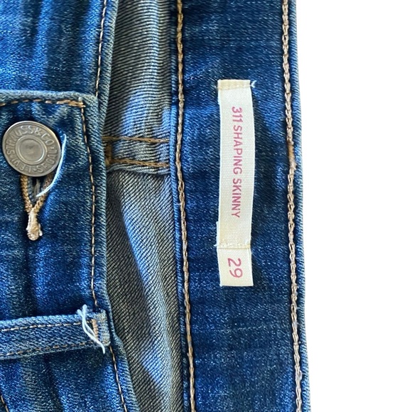 Levi’s 311 Shaping Skinny Woman’s Jeans. Size 29. - Picture 8 of 9